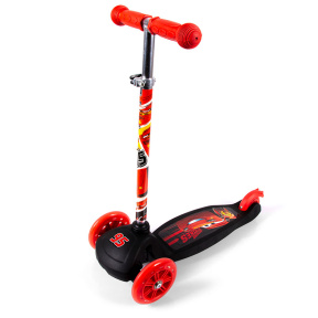 Trotinetă cu 3 roţi Cars
