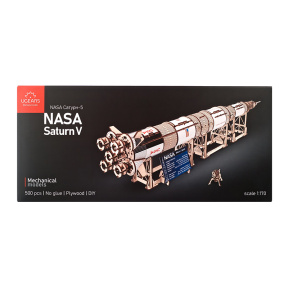 Modelul rachetei NASA Saturn V